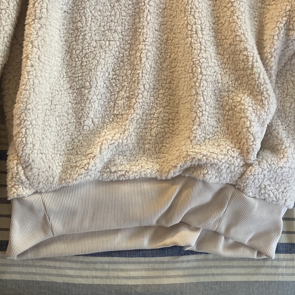 American Eagle 🦅 sherpa - Picture 4 of 5